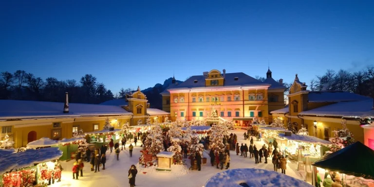 Weihnachtszauber Weihnachtsmarkt im Schloss Hellbrunn Salzburg
